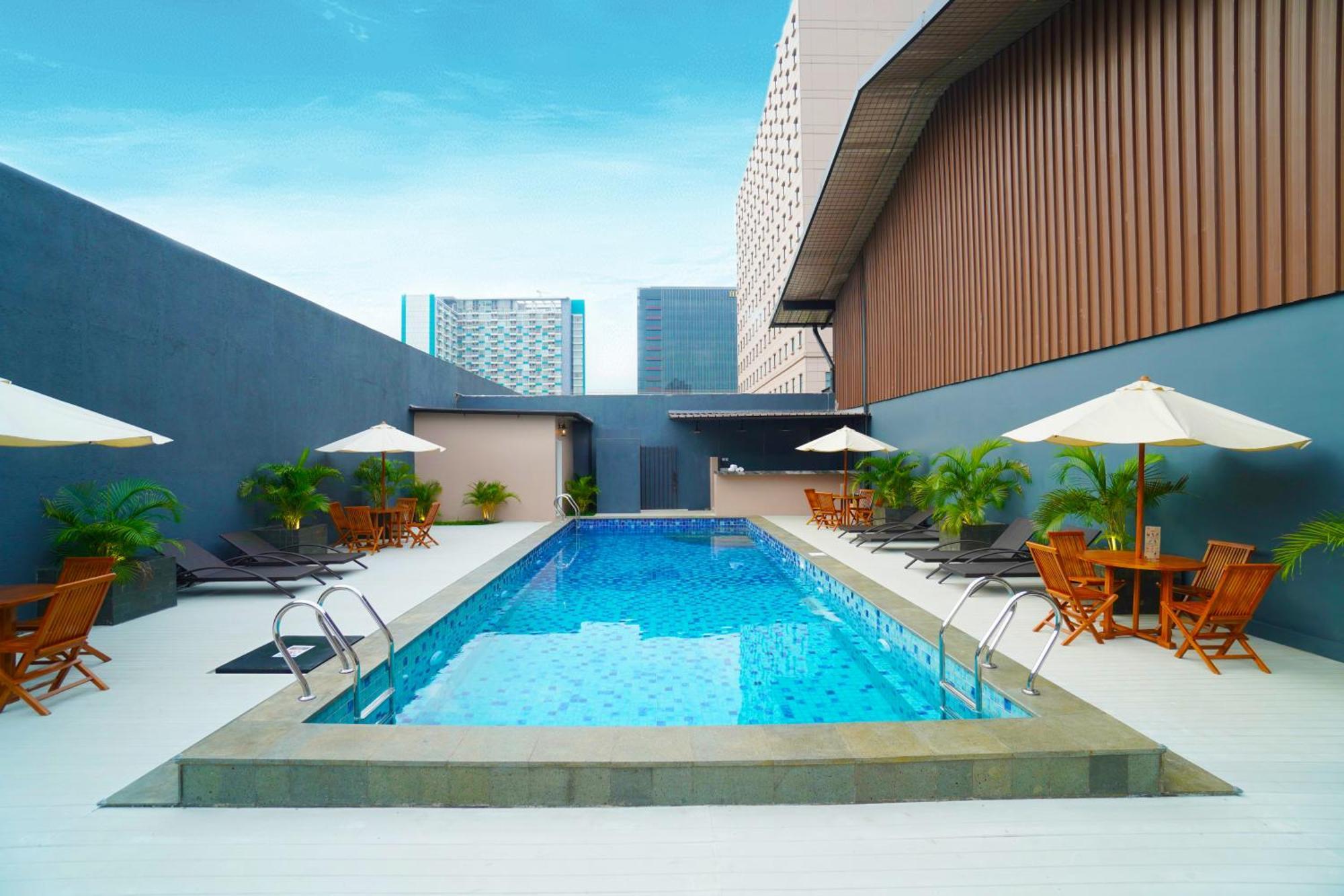 โรงแรมเซนทรัล คาวัง จาการ์ตา ภายนอก รูปภาพ
